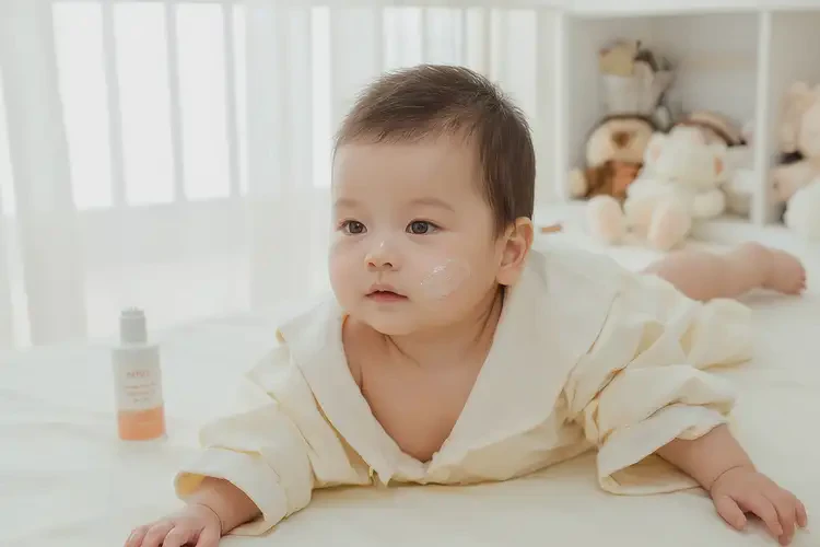 宝宝脖子有湿疹能彻底自愈吗(图3)