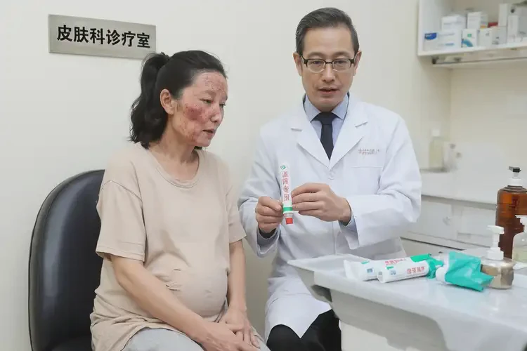 產(chǎn)婦面部經(jīng)常起濕疹可不可以徹底自愈(圖2)