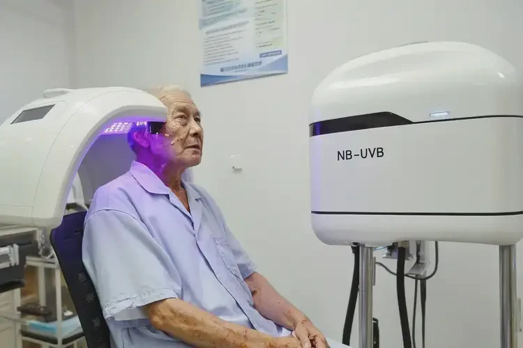 老年人面部起濕疹可不可以根治(圖2)