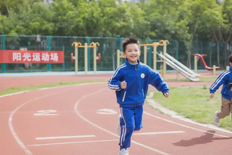 小學(xué)生脖子上經(jīng)常起濕疹可不可以根治(圖1)