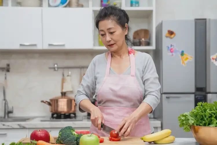 哺乳期媽媽四肢經(jīng)常長濕疹可不可以根治(圖1)