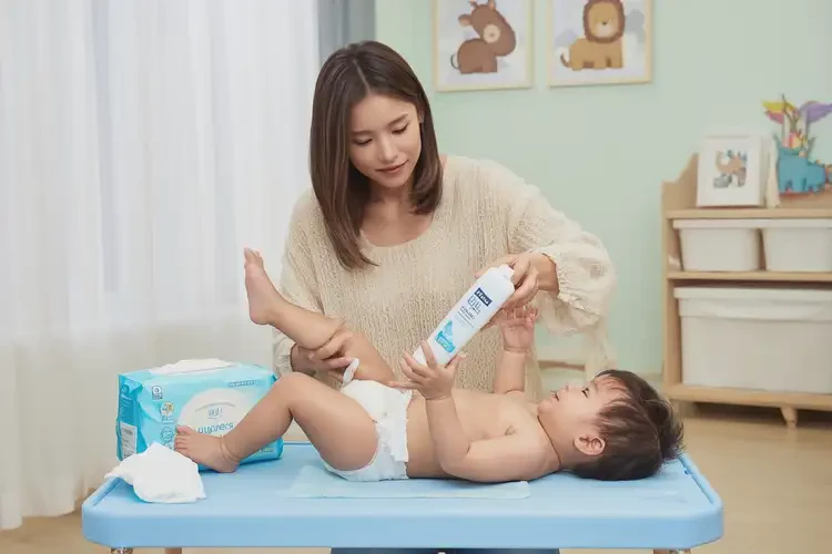 嬰幼兒屁股上出現(xiàn)濕疹可以治好嗎(圖3)