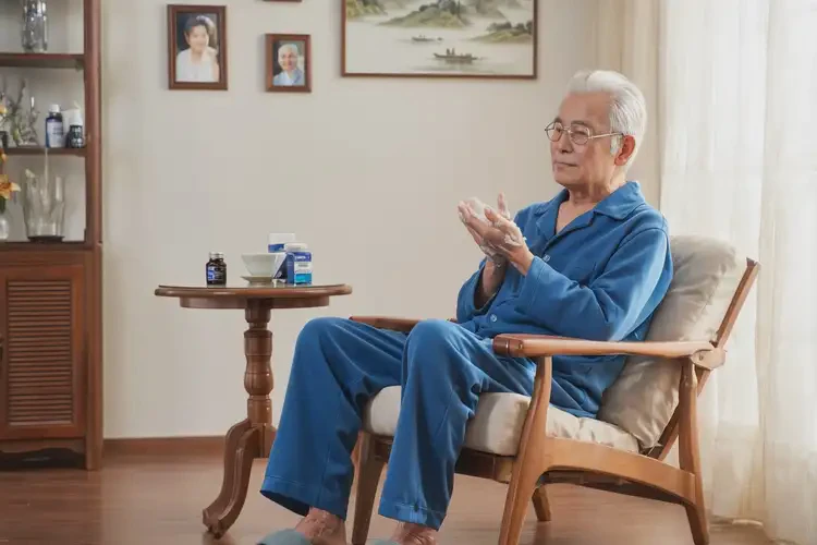 老年人大腿上經(jīng)常起濕疹可不可以根治(圖3)