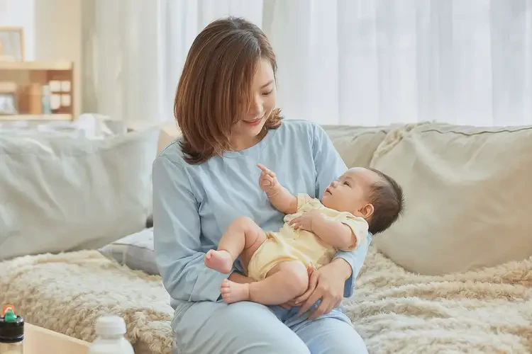 哺乳期媽媽面部經(jīng)常起濕疹能夠徹底治愈嗎(圖1)