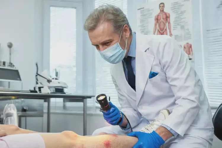 男人大腿经常起湿疹可不可以根治(图3)