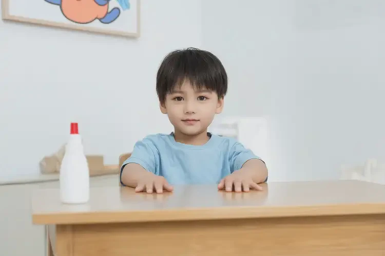 孩子手上容易起濕疹能靠自己自愈嗎(圖2)