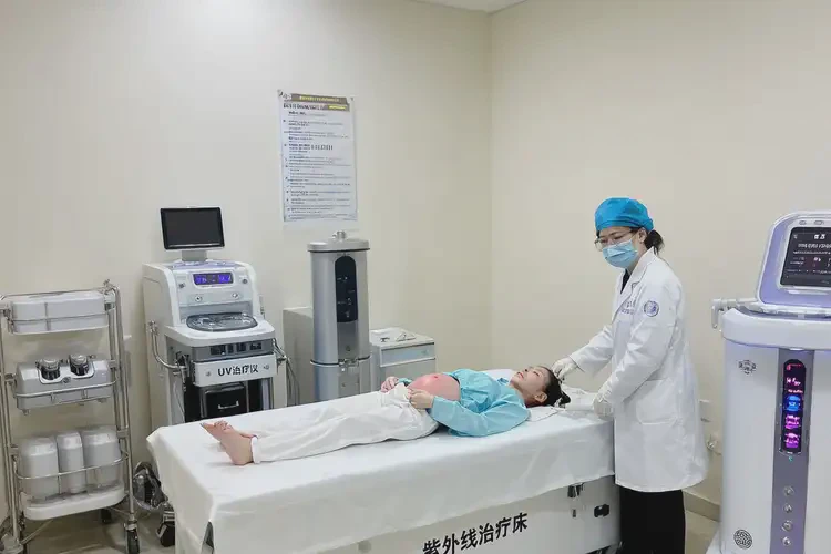 產(chǎn)婦肚子上出濕疹可不可以根治(圖1)