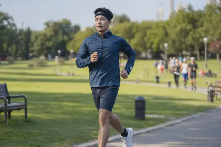 男性手臂經(jīng)常長濕疹可不可以根治(圖1)