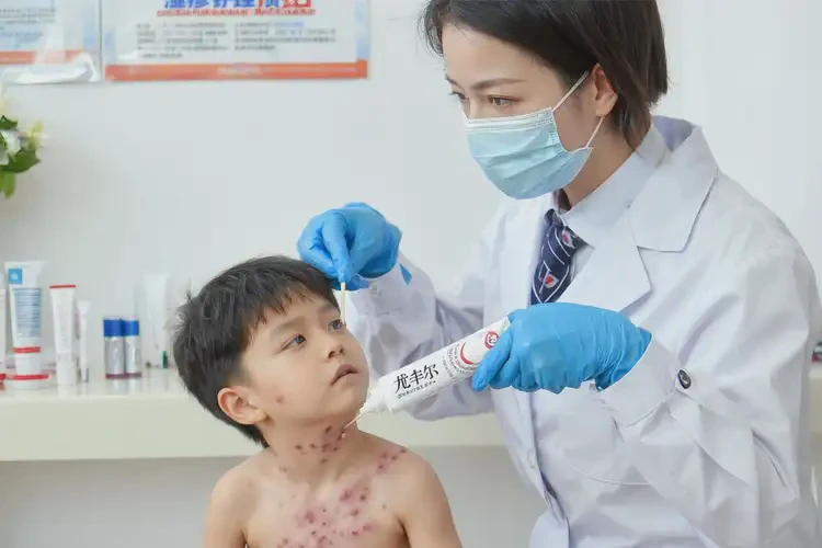 儿童脖子上经常长湿疹可不可以根治(图3)