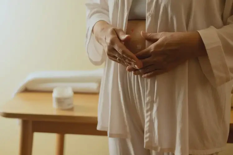 老人肚子上出濕疹可不可以根治(圖1)