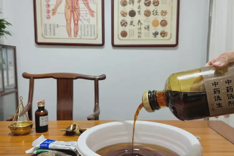 老年人肛周容易起濕疹可不可以根治(圖2)