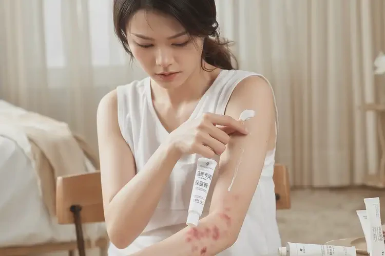 產(chǎn)婦手臂長(zhǎng)濕疹可不可以根治(圖3)