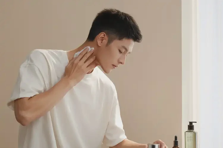 男性脖子上经常长湿疹可不可以根治(图3)