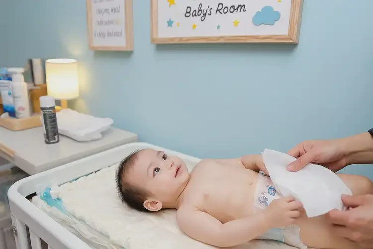 嬰幼兒大腿上起濕疹能夠徹底治愈嗎(圖1)