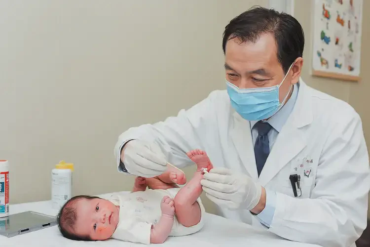 新生兒腳上偶爾長濕疹可不可以根治(圖3)