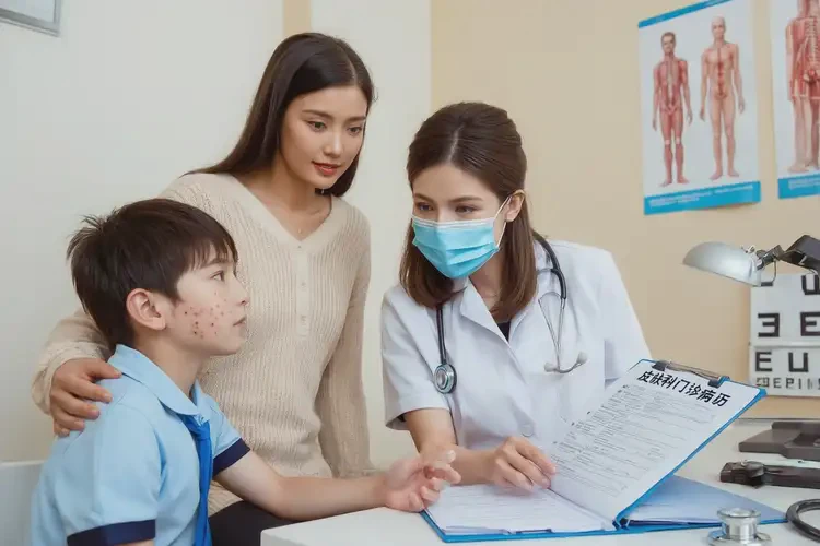 小學生脖子上偶爾長濕疹可不可以根治(圖1)