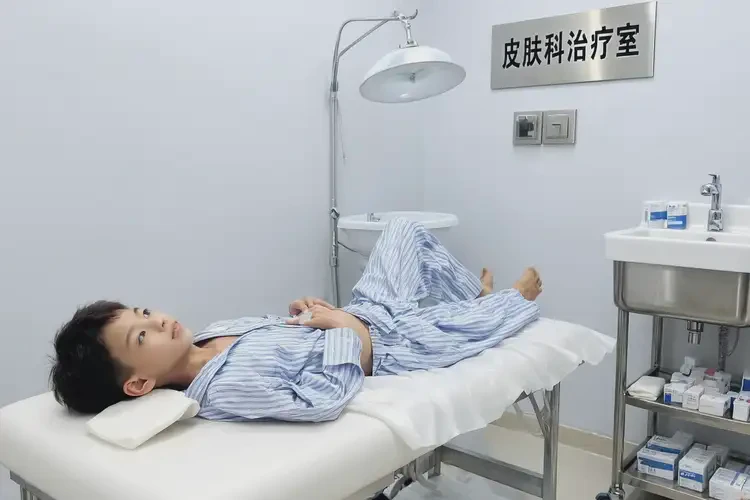 青少年肚子上長濕疹能不能徹底自愈(圖2)