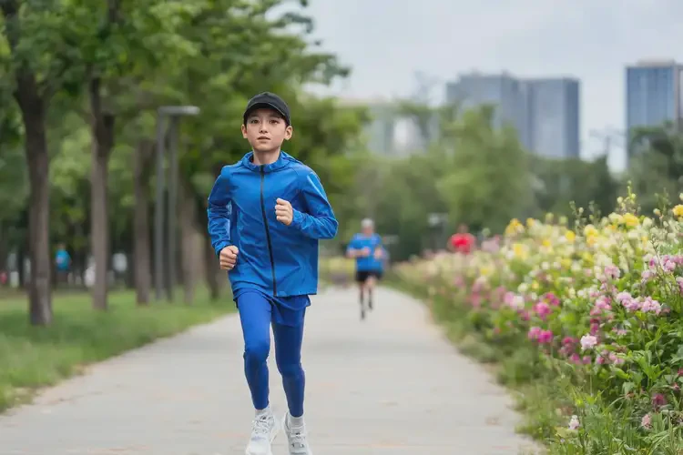 青少年小腿上長(zhǎng)濕疹可不可以徹底自愈(圖1)