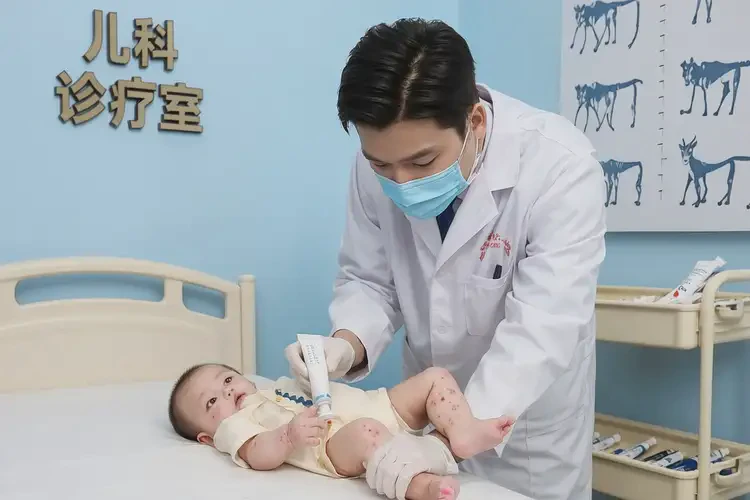 嬰幼兒小腿上有濕疹可不可以根治(圖3)