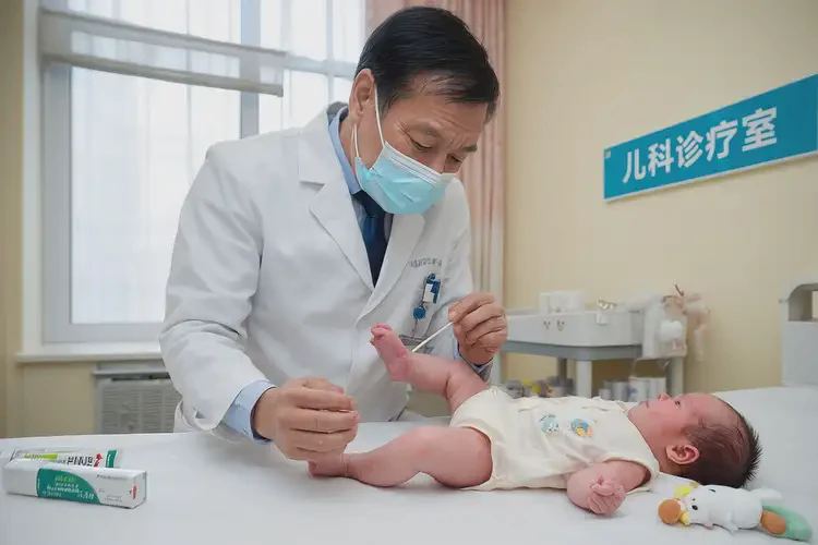 寶寶身上出濕疹可不可以根治(圖3)