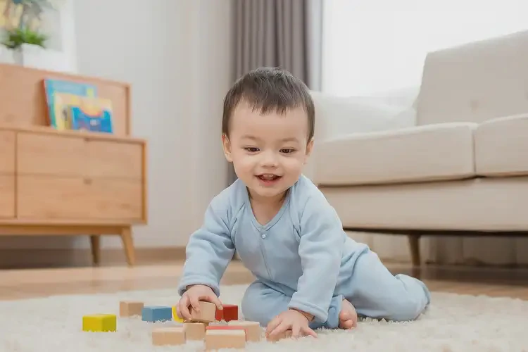 宝宝脖子有湿疹能彻底自愈吗(图1)