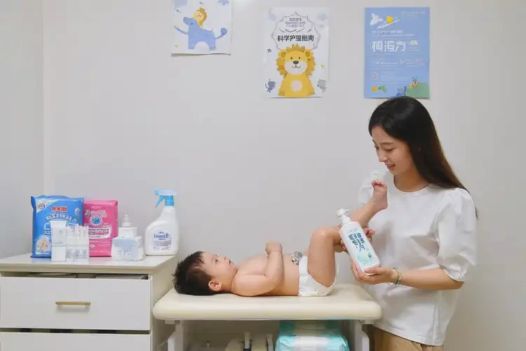 孩子屁股上偶爾起濕疹可以徹底自愈嗎(圖1)