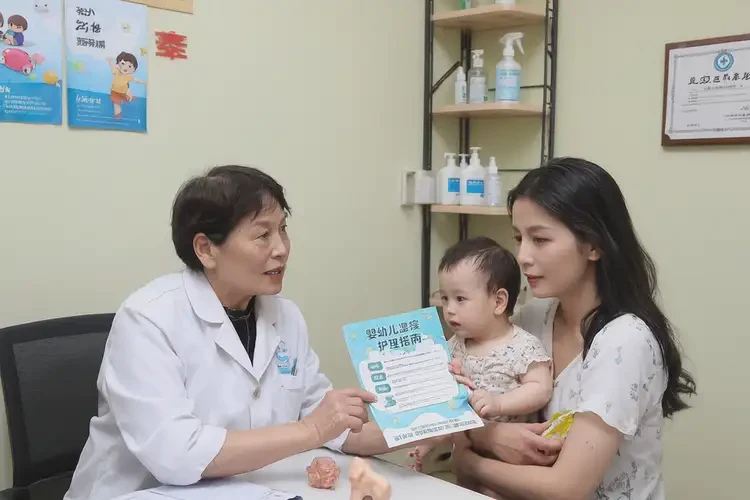 幼兒小腿經(jīng)常起濕疹可不可以根治(圖1)