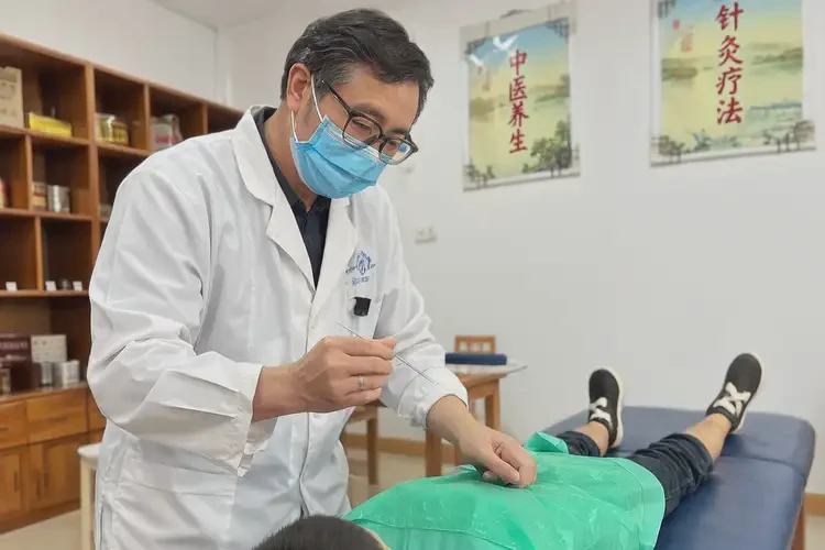 兒童小腿出濕疹可以治好嗎(圖1)