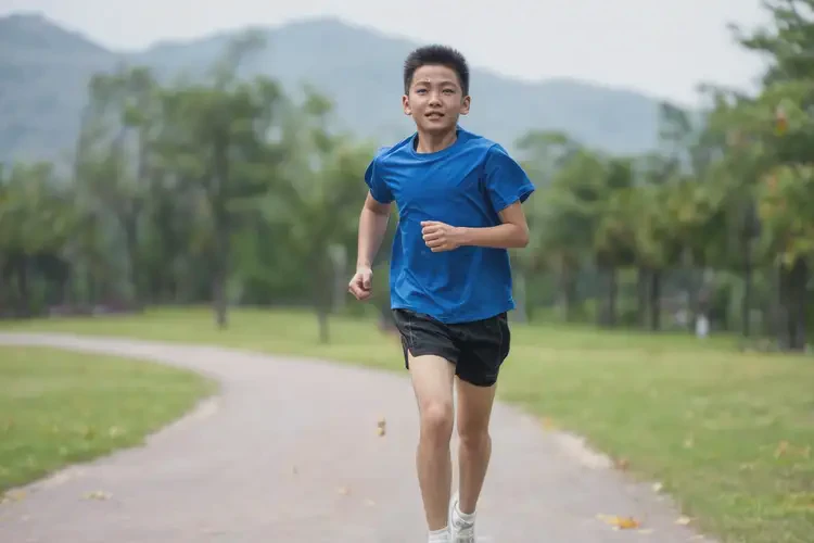 青少年手上偶爾長濕疹可不可以根治(圖1)