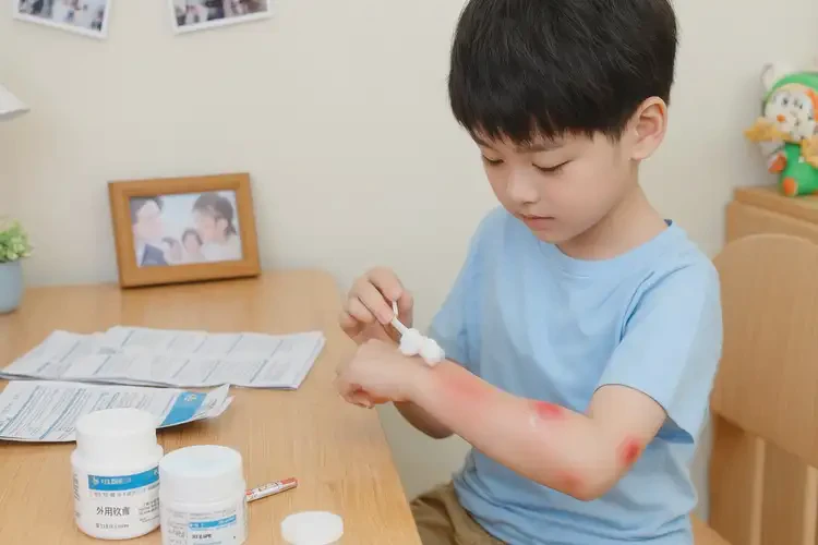 少兒手臂上有濕疹可不可以根治(圖3)