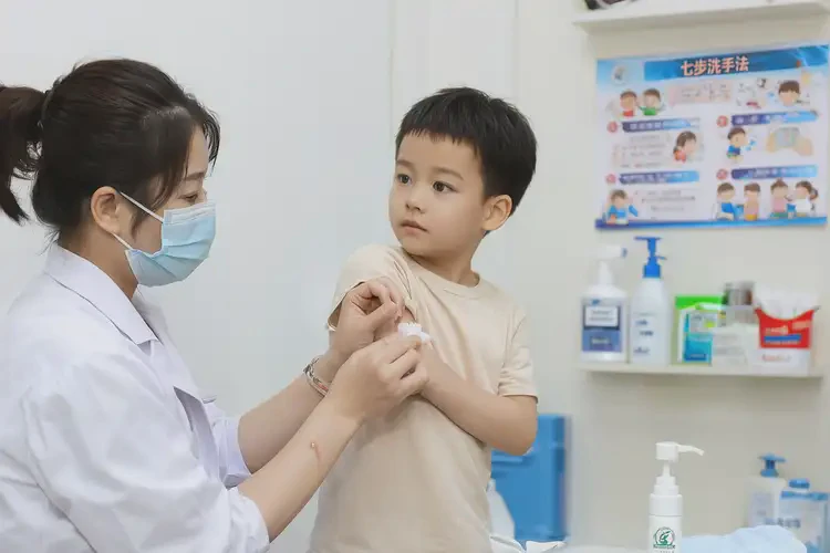 儿童屁股上偶尔长湿疹可不可以根治(图4)