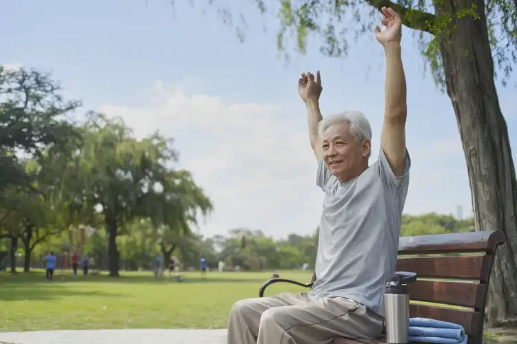 老人四肢出現濕疹可以治好嗎(圖1)