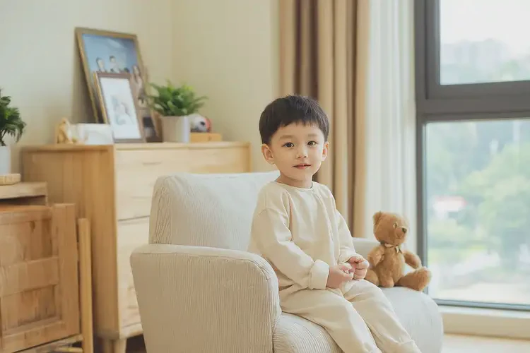 小孩小腿起湿疹可以治好吗(图2)