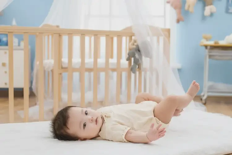 嬰兒肚子上經(jīng)常起濕疹可以治好嗎(圖1)