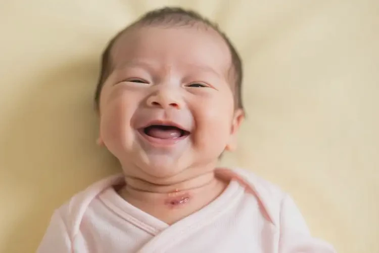 新生兒脖子上出濕疹可不可以根治(圖1)