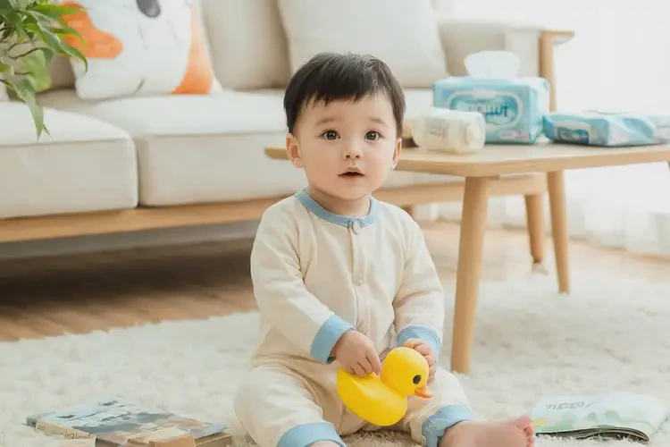 寶寶脖子經(jīng)常起濕疹可以治好嗎(圖2)