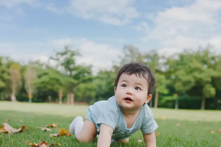 寶寶手臂出現(xiàn)濕疹可以治好嗎(圖1)