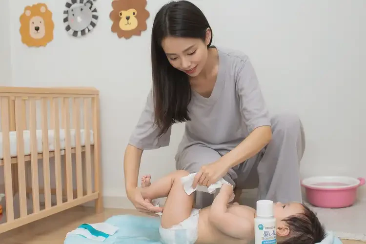 幼兒屁股經(jīng)常長濕疹不管它會自己自愈嗎(圖3)