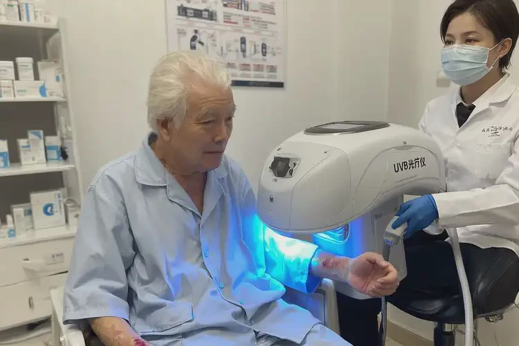 老人四肢出濕疹可不可以根治(圖2)