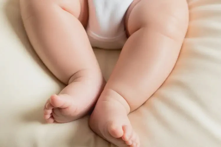 寶寶大腿偶爾起濕疹可以治好嗎(圖1)