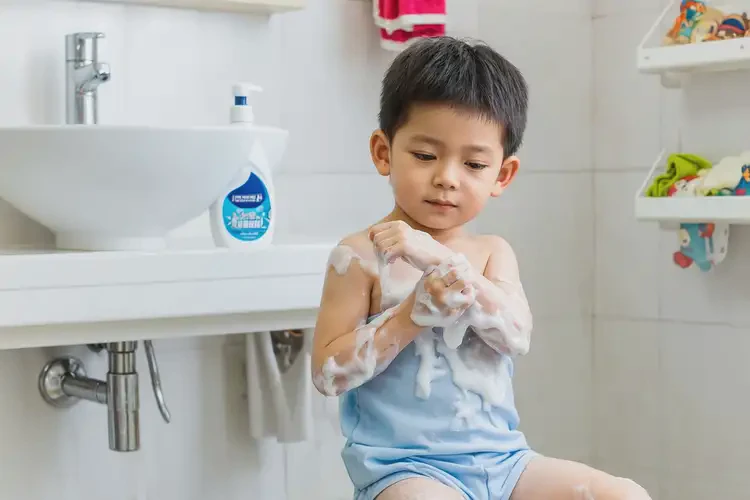 孩子手臂經(jīng)常起濕疹可以治好嗎(圖2)