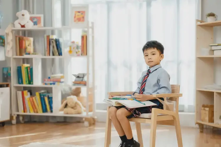 小學(xué)生手臂上經(jīng)常起濕疹能夠徹底治愈嗎(圖1)