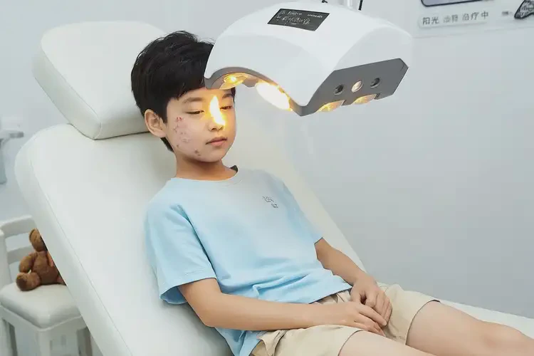 小孩面部出湿疹可以治好吗(图1)