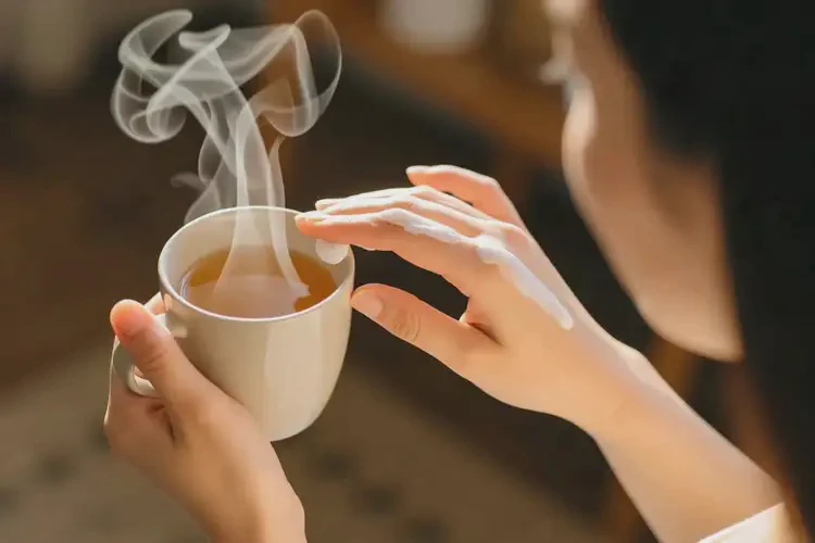 女性手上容易長濕疹可不可以根治(圖2)