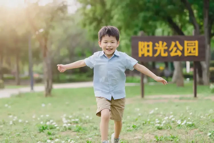 小孩手上出濕疹可以治好嗎(圖2)