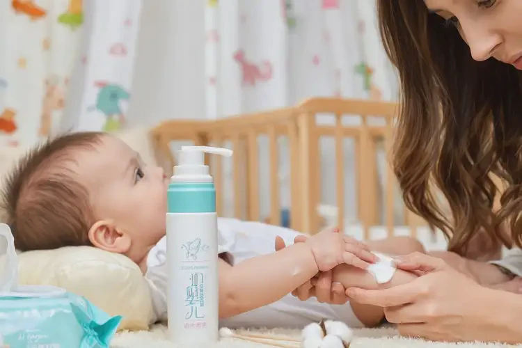 嬰幼兒手臂上容易長濕疹可不可以根治(圖4)