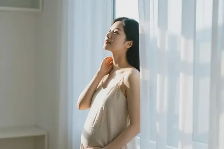 孕婦脖子上出現(xiàn)濕疹可以治好嗎(圖2)