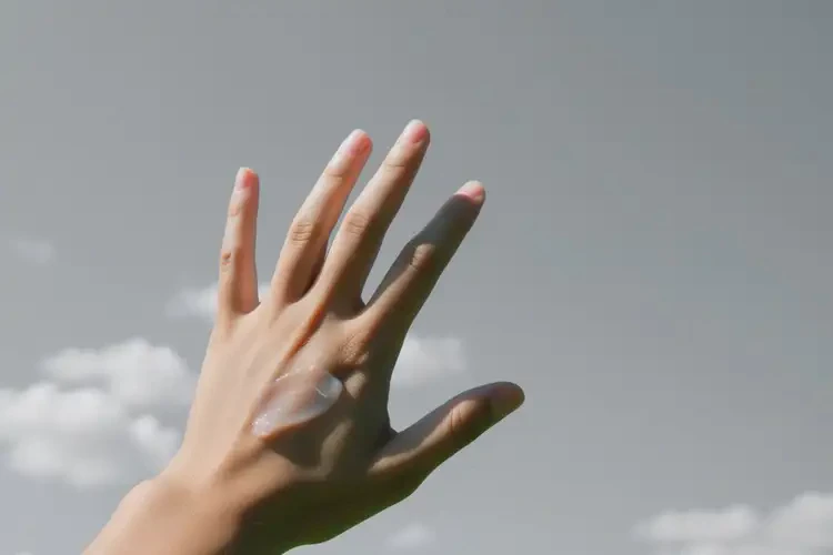 中學生手上起濕疹可不可以根治(圖2)