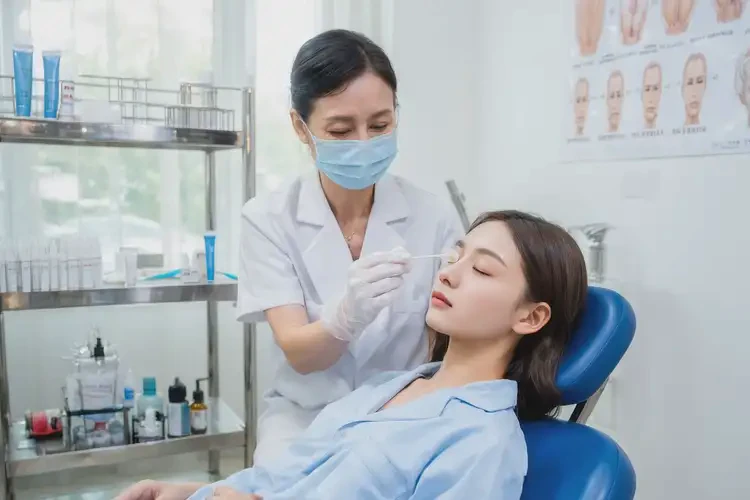 女生屁股出現(xiàn)濕疹可不可以根治(圖3)