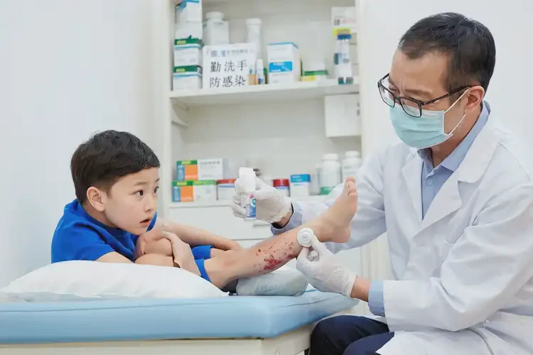 少兒小腿容易長(zhǎng)濕疹可以治好嗎(圖3)